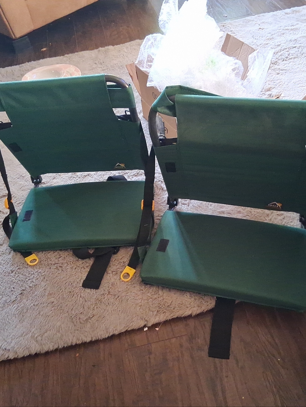GCI Outdoor Stadium Chair Green Excellent Used condition x2